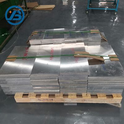 Kekuatan tarik 120 MPa Magnesium alloy plate yang menyediakan ekspansi termal 25 X 10-6 K dan elongasi 10 persen Cocok untuk suku cadang mobil
